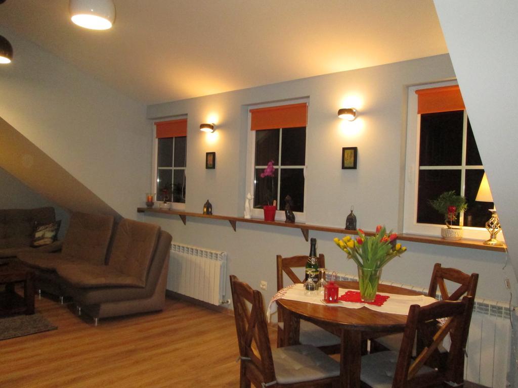 Apartamenty Przy Farze 카지미에르즈 돌니 객실 사진