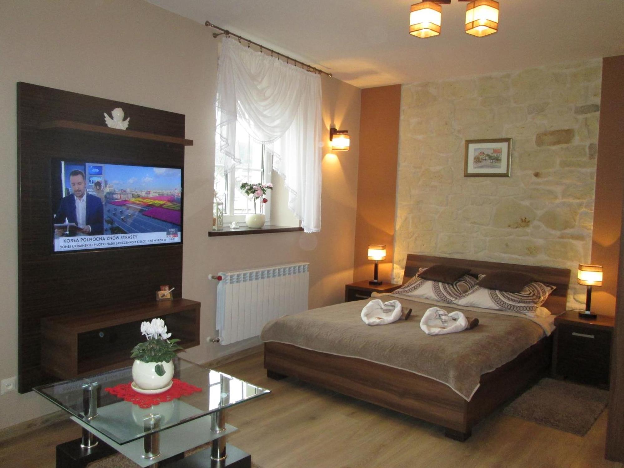 Apartamenty Przy Farze 카지미에르즈 돌니 외부 사진